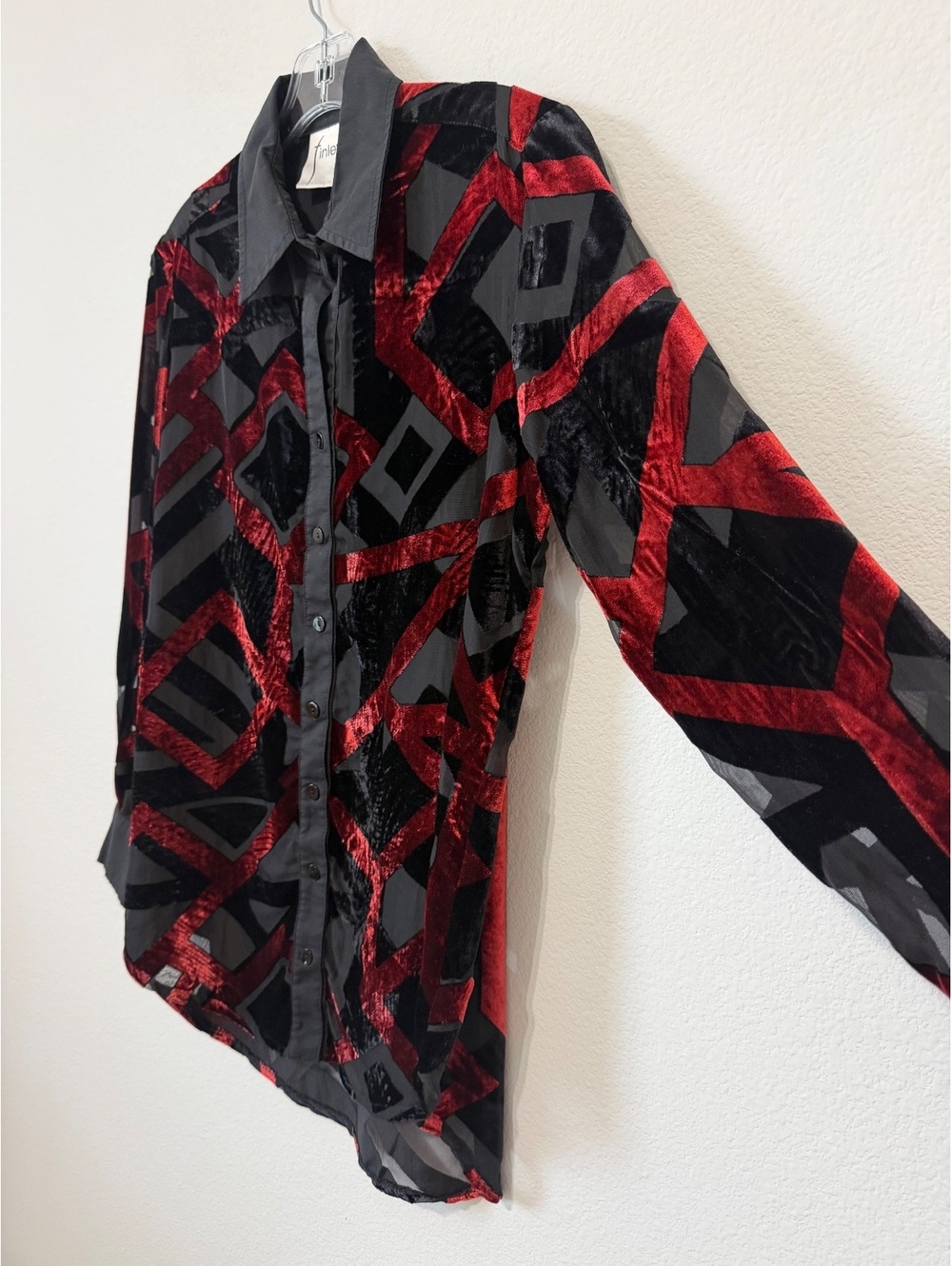 Finley Long Sleeve Button Up Semi-Sheer Black/Red Geo Shirt Women's Size S - Picture 4 of 7